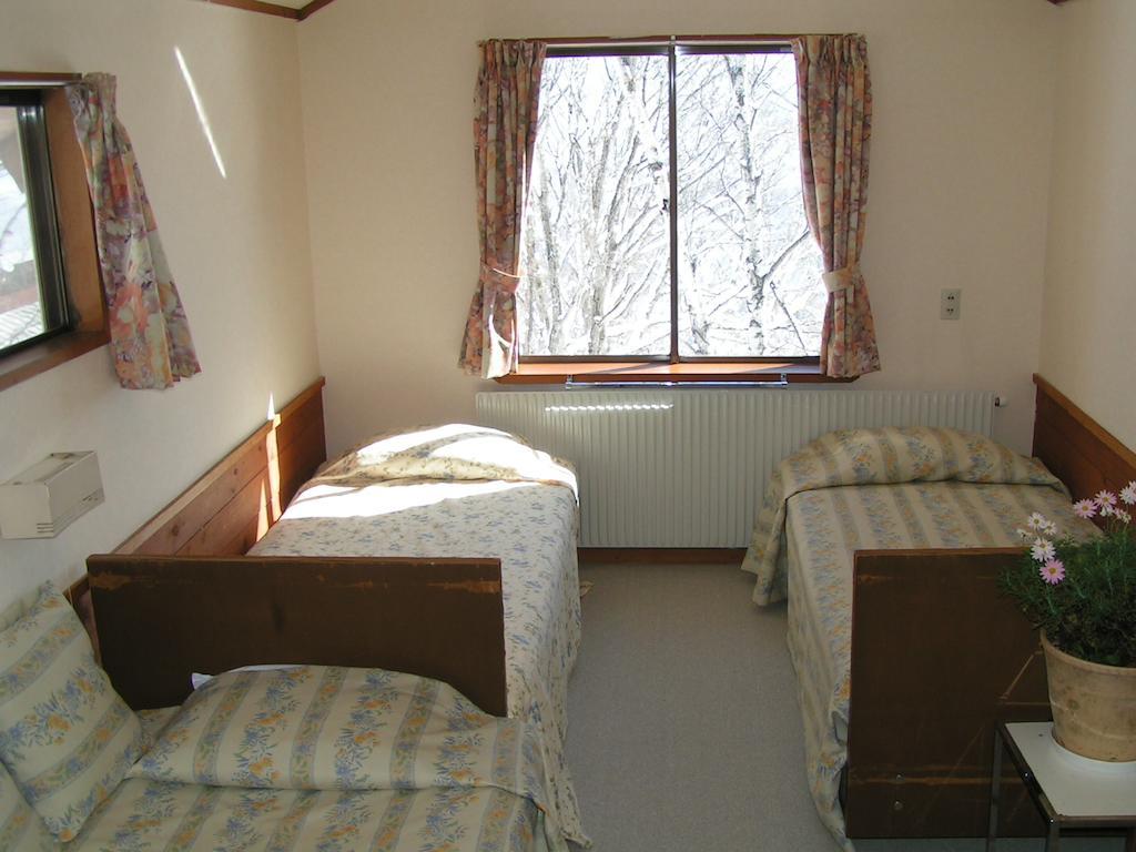 Madarao Elm Pension Iiyama Esterno foto
