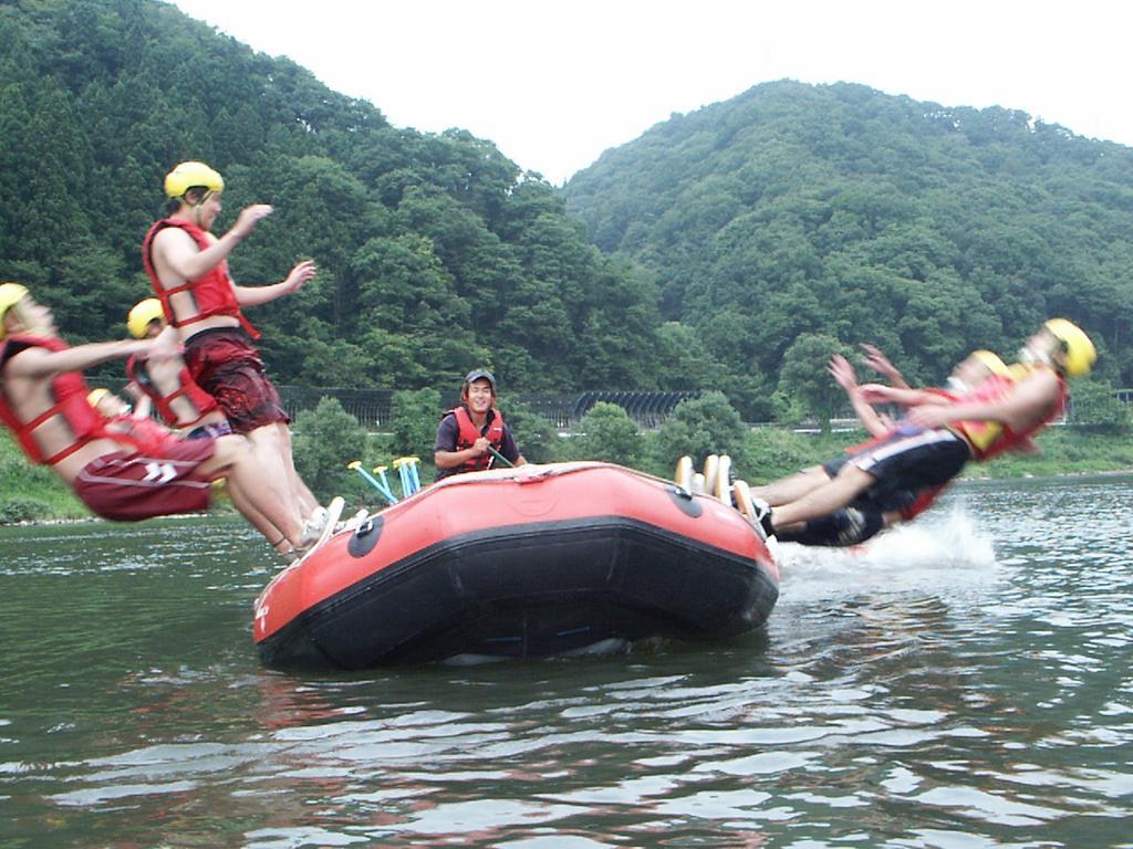 Madarao Elm Pension Iiyama Esterno foto