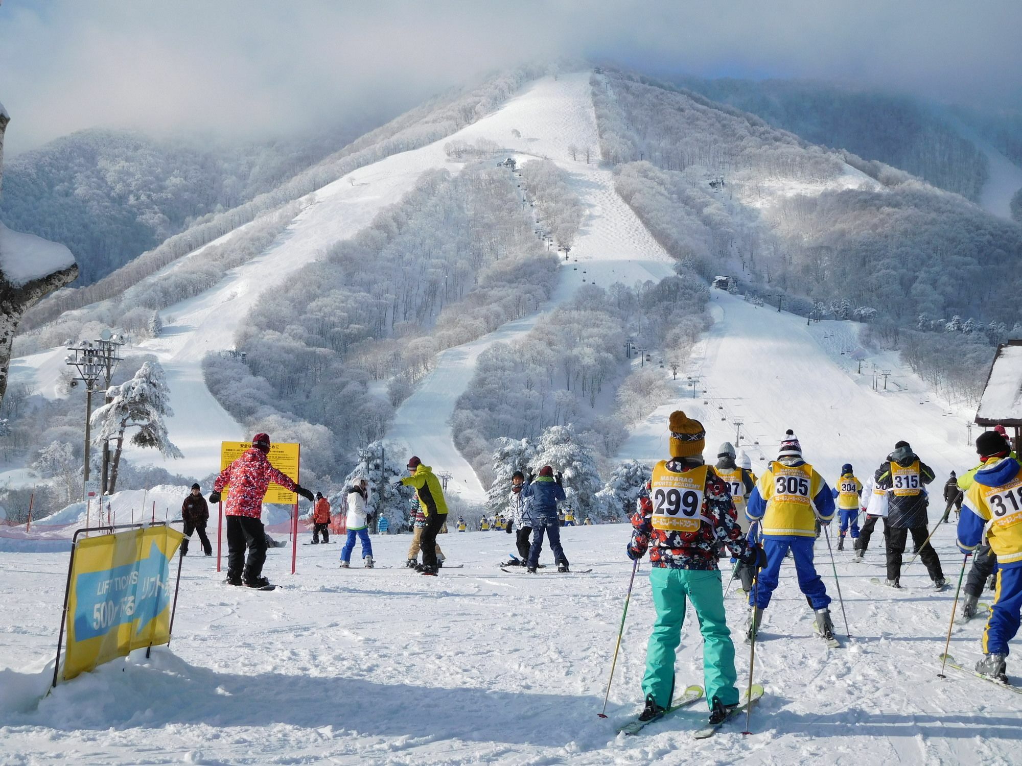Madarao Elm Pension Iiyama Esterno foto
